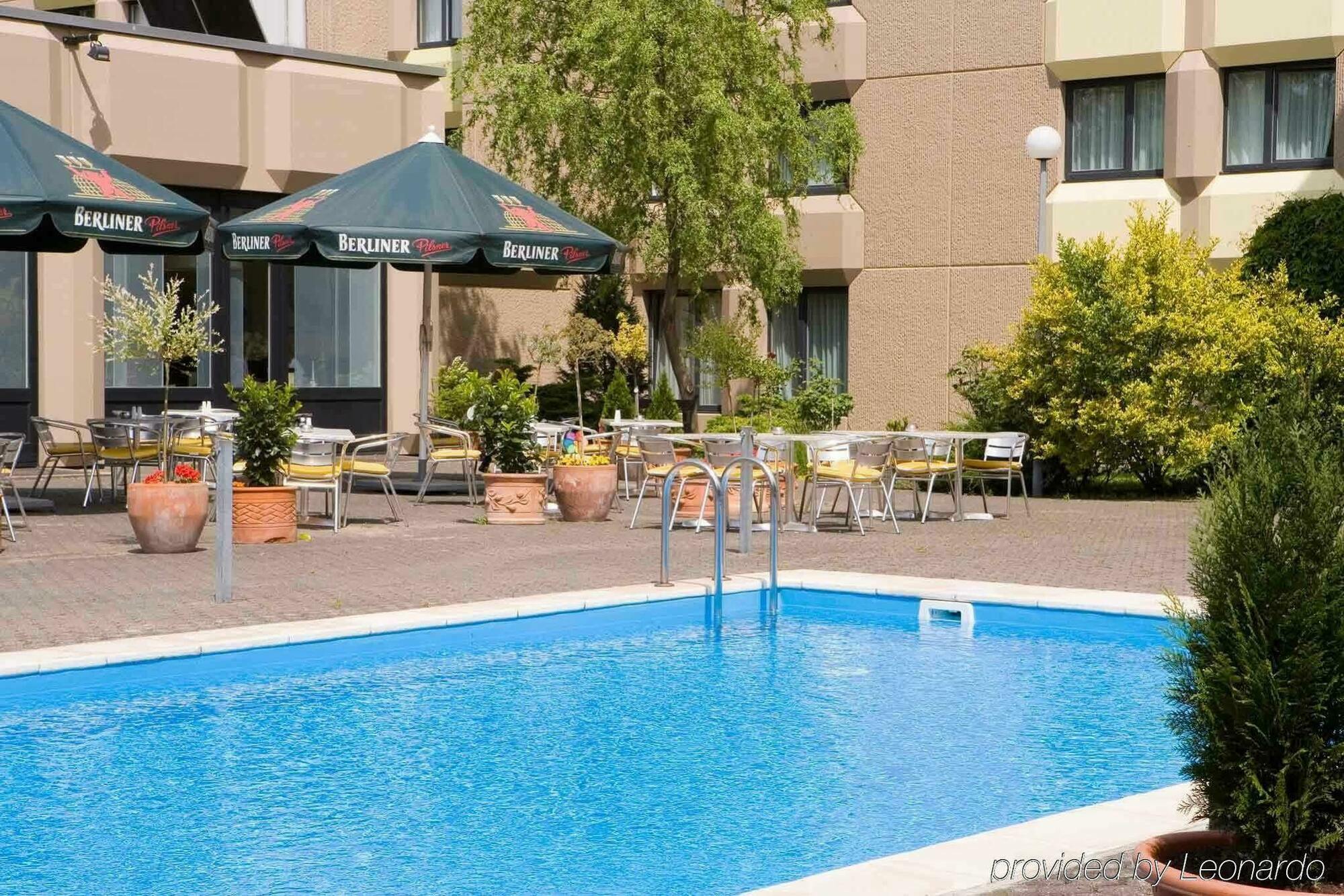 Mercure Airport Hotel Berlin Tegel Extérieur photo