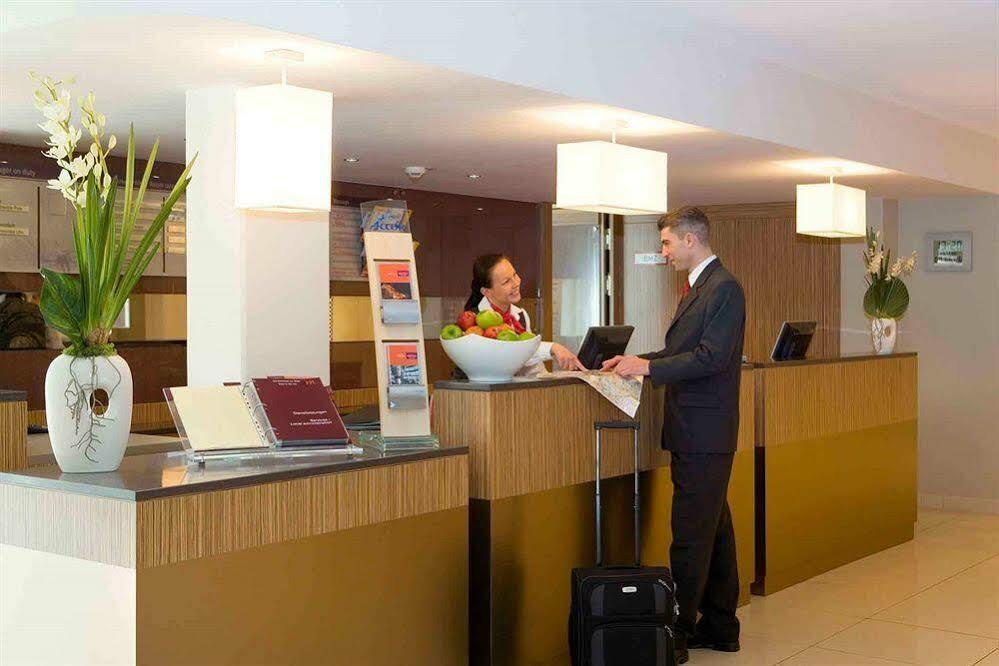 Mercure Airport Hotel Berlin Tegel Extérieur photo