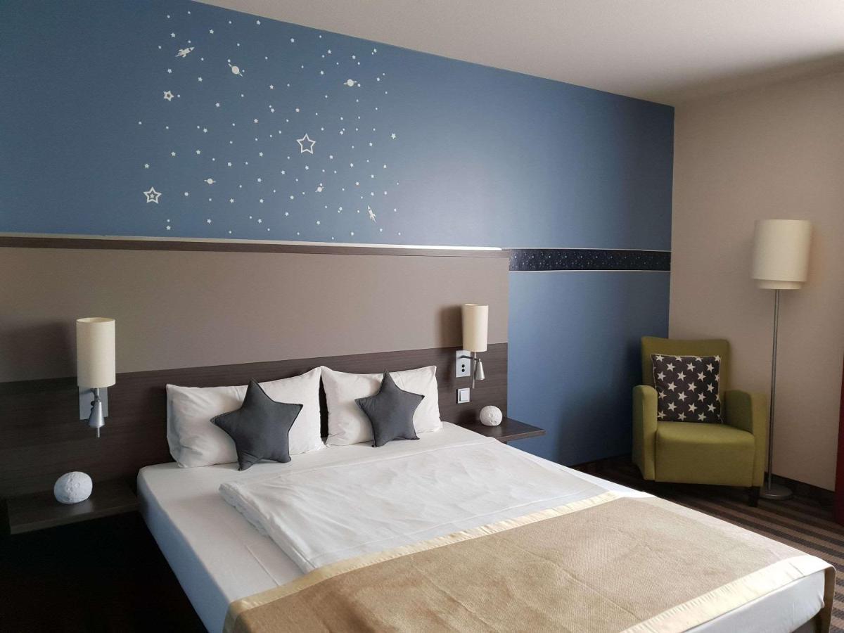 Mercure Airport Hotel Berlin Tegel Extérieur photo