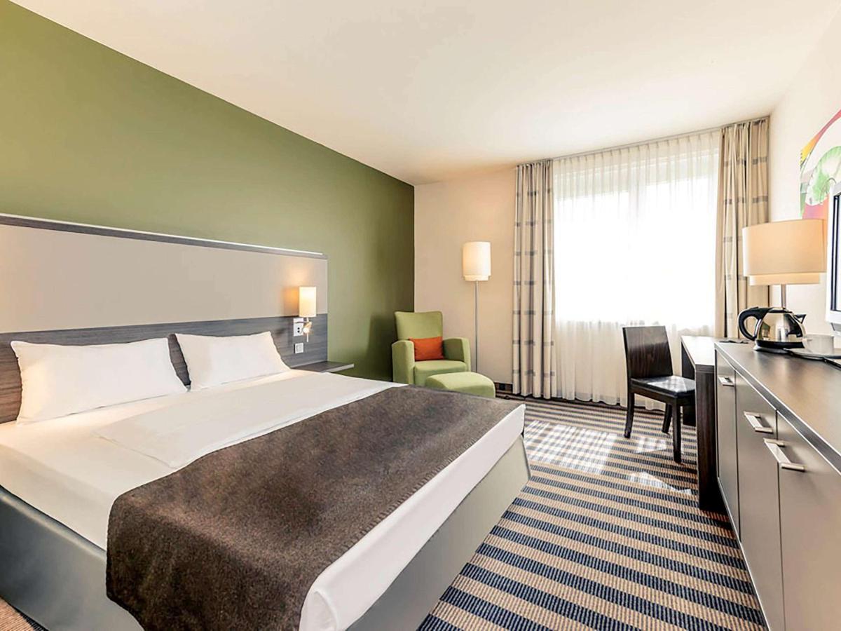 Mercure Airport Hotel Berlin Tegel Extérieur photo